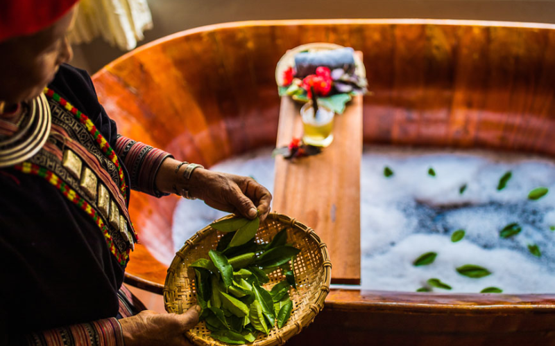 The evolution of Sapa hospitality through cultural roots 6 A Signature Of Sapa – Red Dao Herbal Bath