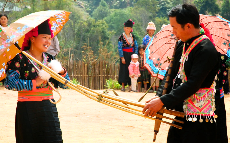 Sapa culture with stories of ethnic life and traditions in the Northern highlands 13 Ethnic Traditions In Sapa Face Changes From Modern Economic Pull