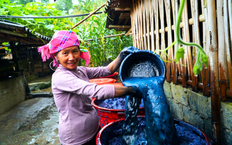 Sapa culture with stories of ethnic life and traditions in the Northern highlands 11 Generations Transmit Sapa Culture, Passing Down Traditional Crafts And Wisdom