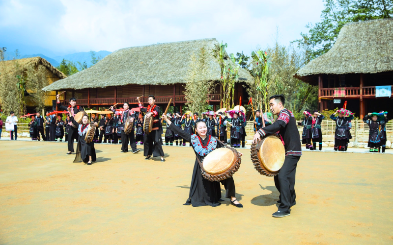 Sapa culture with stories of ethnic life and traditions in the Northern highlands 6 Vibrant Festivals Showcase Ethnic Traditions In Sapa, Reinforcing Sapa Culture